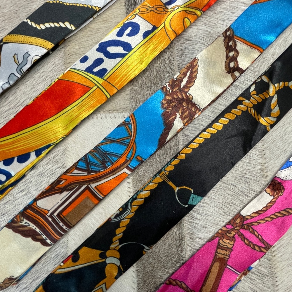 0075:💗NEW unbranded rayon Twilly scarf for handbag, etc.💗